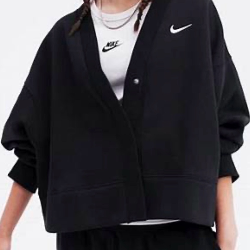 Nike Black V-Neck Cropped Jacket